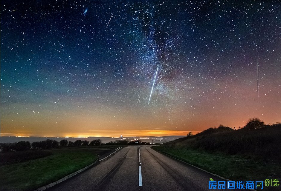 双子座流星雨如约璀璨降临 各国摄影师美图欣赏/组图