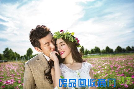 唯美婚纱照的创新和结构特点