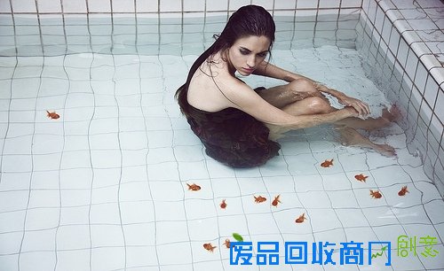 个性图片水中世界意境图片唯美写真图集水下摄影