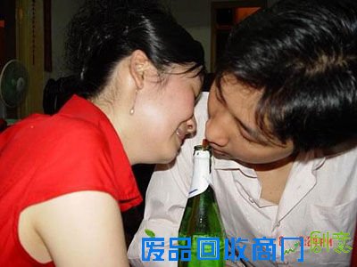 新娘发型,床上新娘,床上写真 秀色可餐(组图)-婚纱摄影-北京新娘街