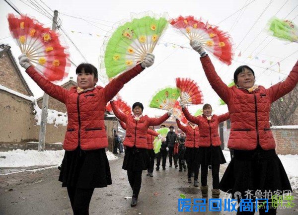 实拍山东菏泽传统民俗花供 正月初七民间艺术大比武