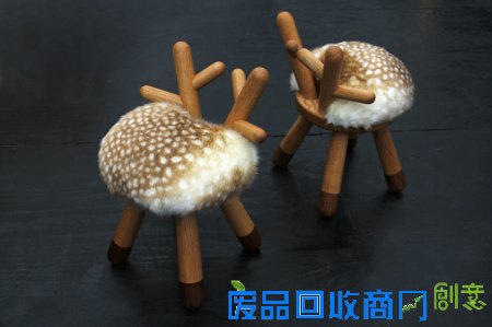  超萌毛茸茸小鹿凳子