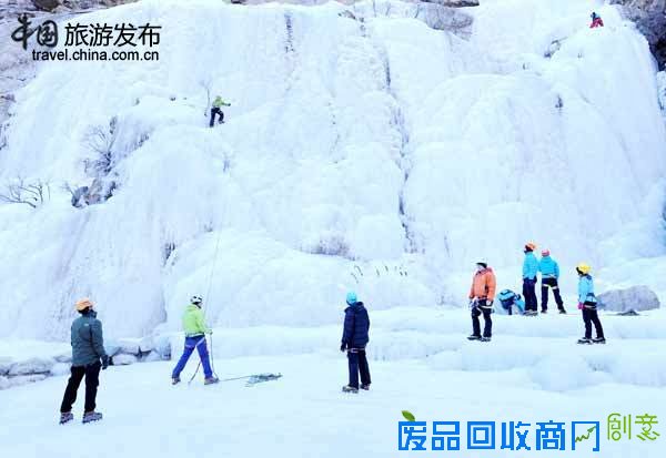 宁夏贺兰山冰峰岩画嘉年华开幕 冰雪民俗免费游