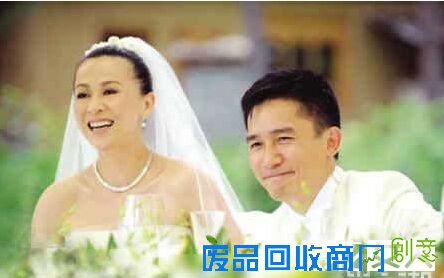 [明星爆料]刘嘉玲为什么不生孩子？与胡军传绯闻男方险离婚