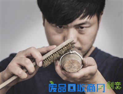 好银器 石打出 李群：做出来就是要用的