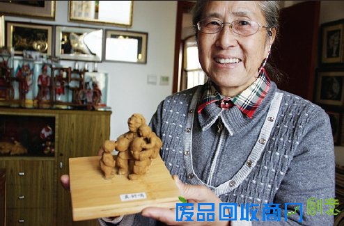 25年前取的泥巴 经老人妙手“重生”（图）