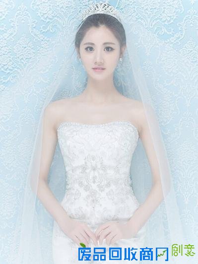 演绎一场初春梦境唯美至极 BHLDN婚纱照