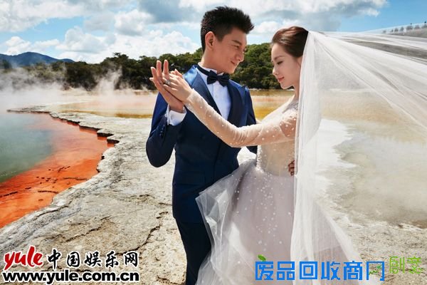 吴奇隆刘诗诗婚纱照曝光 人美景美十分甜蜜