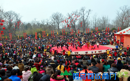 2016年万岁山春节大庙会盛装启幕