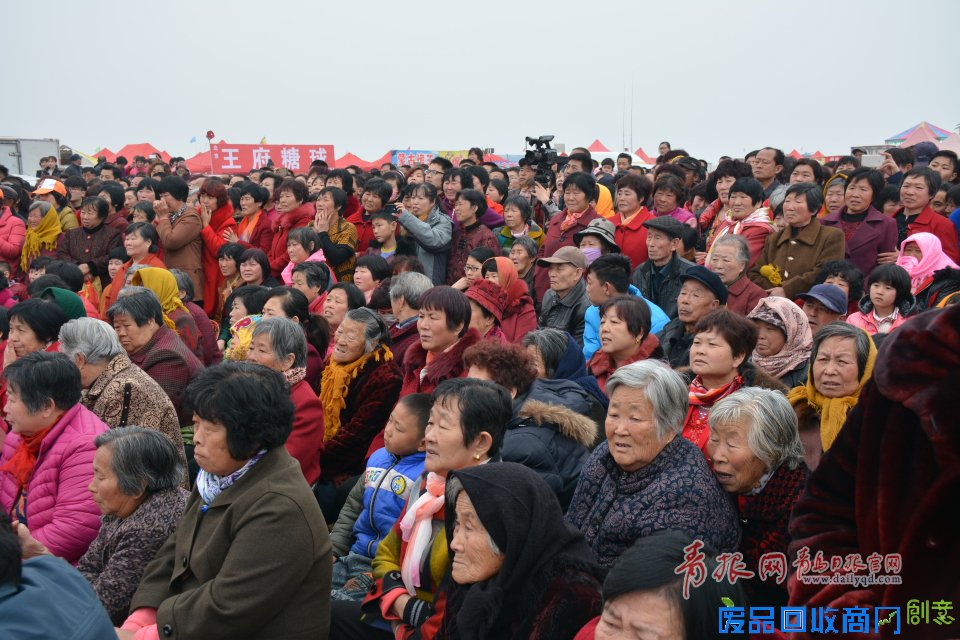 组图：实拍田横祭海节 演绎500年民俗盛宴青报网