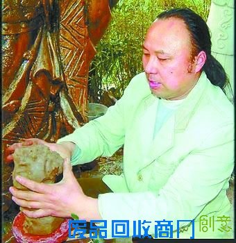 “泥人周”，坚守岳州古青瓷