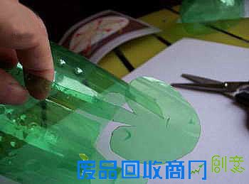 废旧塑料瓶手工制作：漂亮的花篮