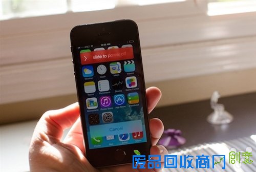 DIYer必看！iPhone 5s屏幕组件拆装教程