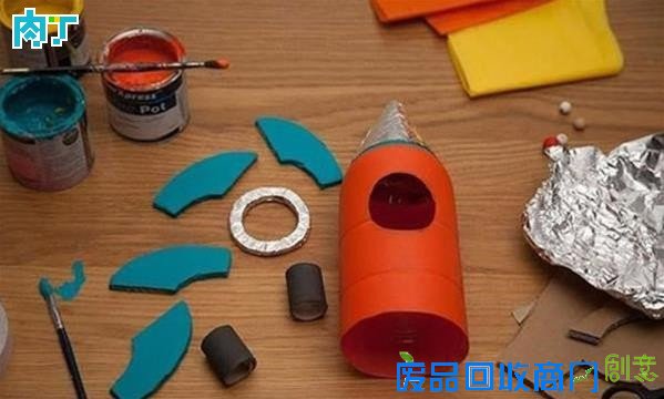 用可乐瓶DIY儿童玩具航天飞机模型的制作方法图解教程