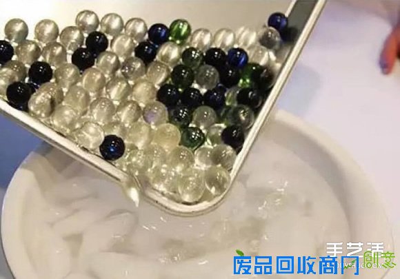 水晶玻璃球制作教程 弹珠DIY冰裂水晶的方法 -  